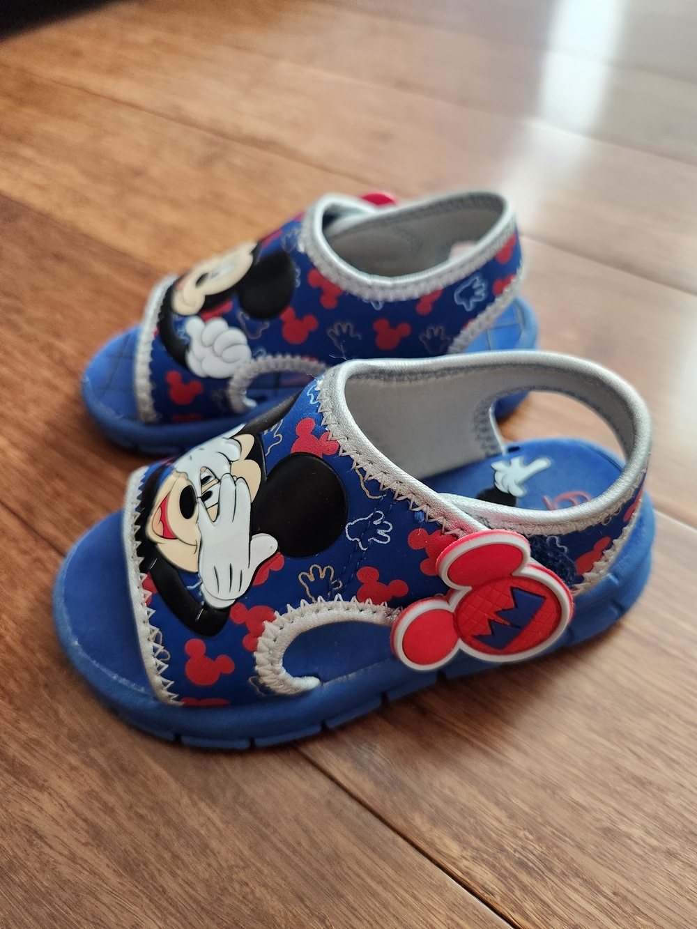 Disney Kids Blue Mickey Mouse Sandals with Adjustable Strap, Size 6 - Picture 3 of 5